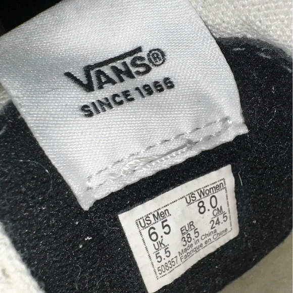 NWOB Vans Sk8-Low White and Blue Women's Sneakers Woman’s Sz 8 - Picture 10 of 10